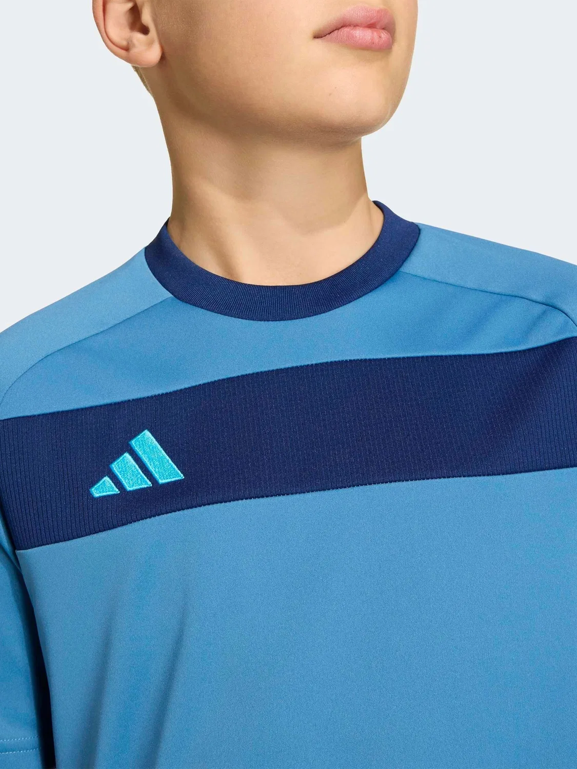 Футболка Tiro Essential adidas, синий — фото 4