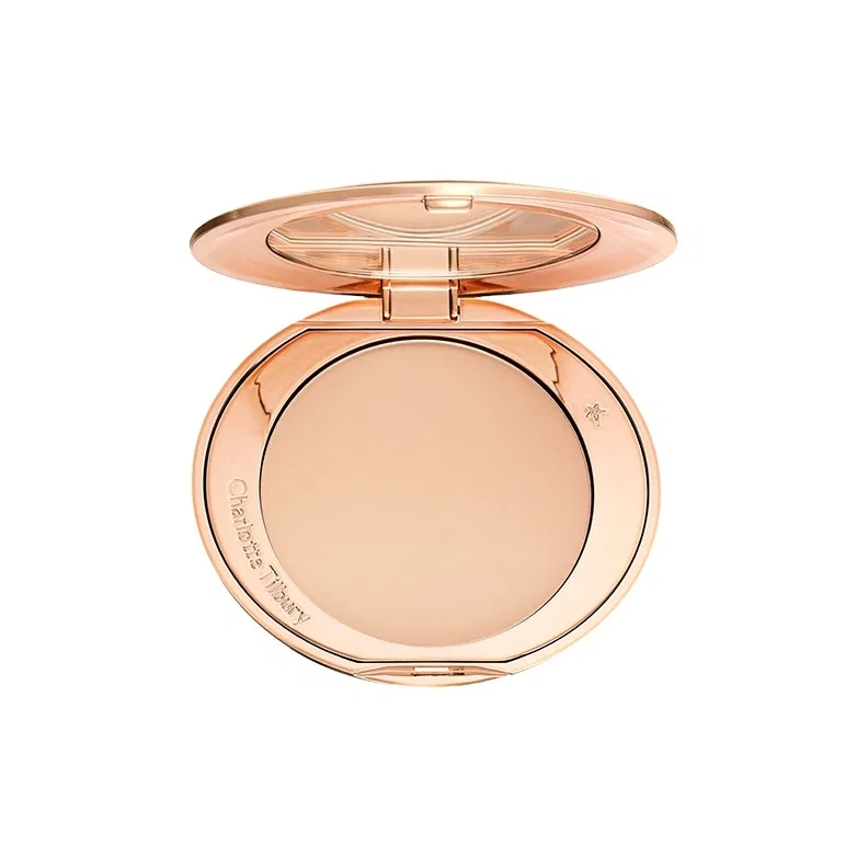 Женская пудра для лица с эффектом размытия, модель Little Gold Plate, Charlotte Tilbury, Natural White