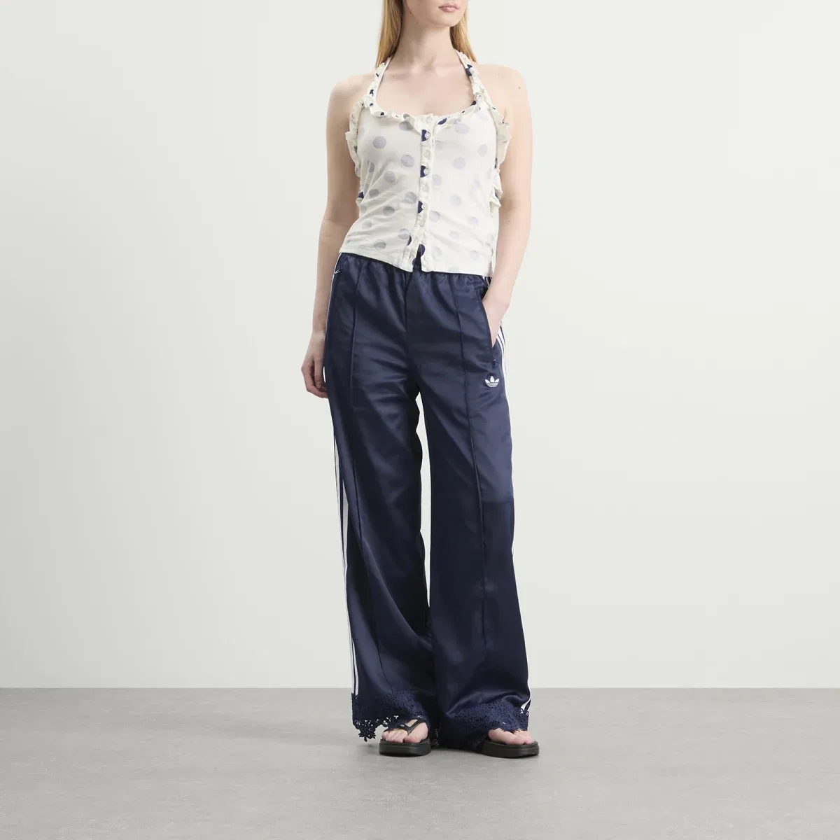 Женские брюки из атласа с кружевом Firebird Adidas, Night Indigo — фото 4