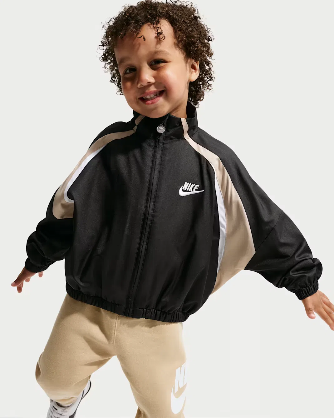 Детская куртка без капюшона с цветными блоками Nike, Black — фото 3