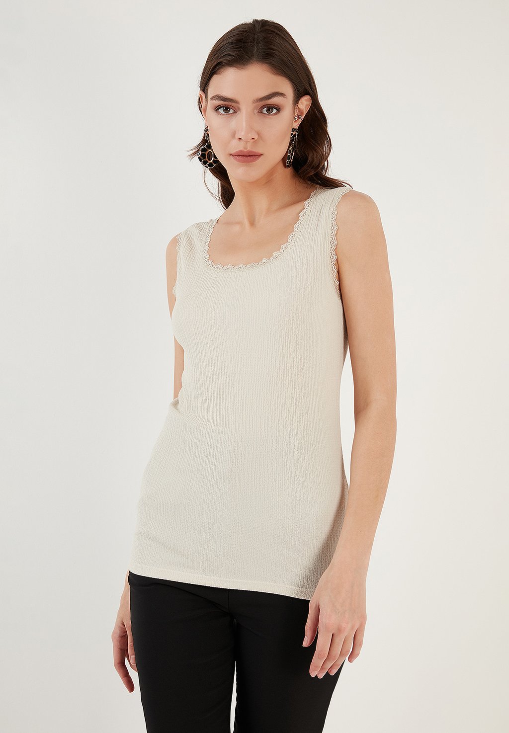 

Топ SLIM FIT LELA, цвет Stone