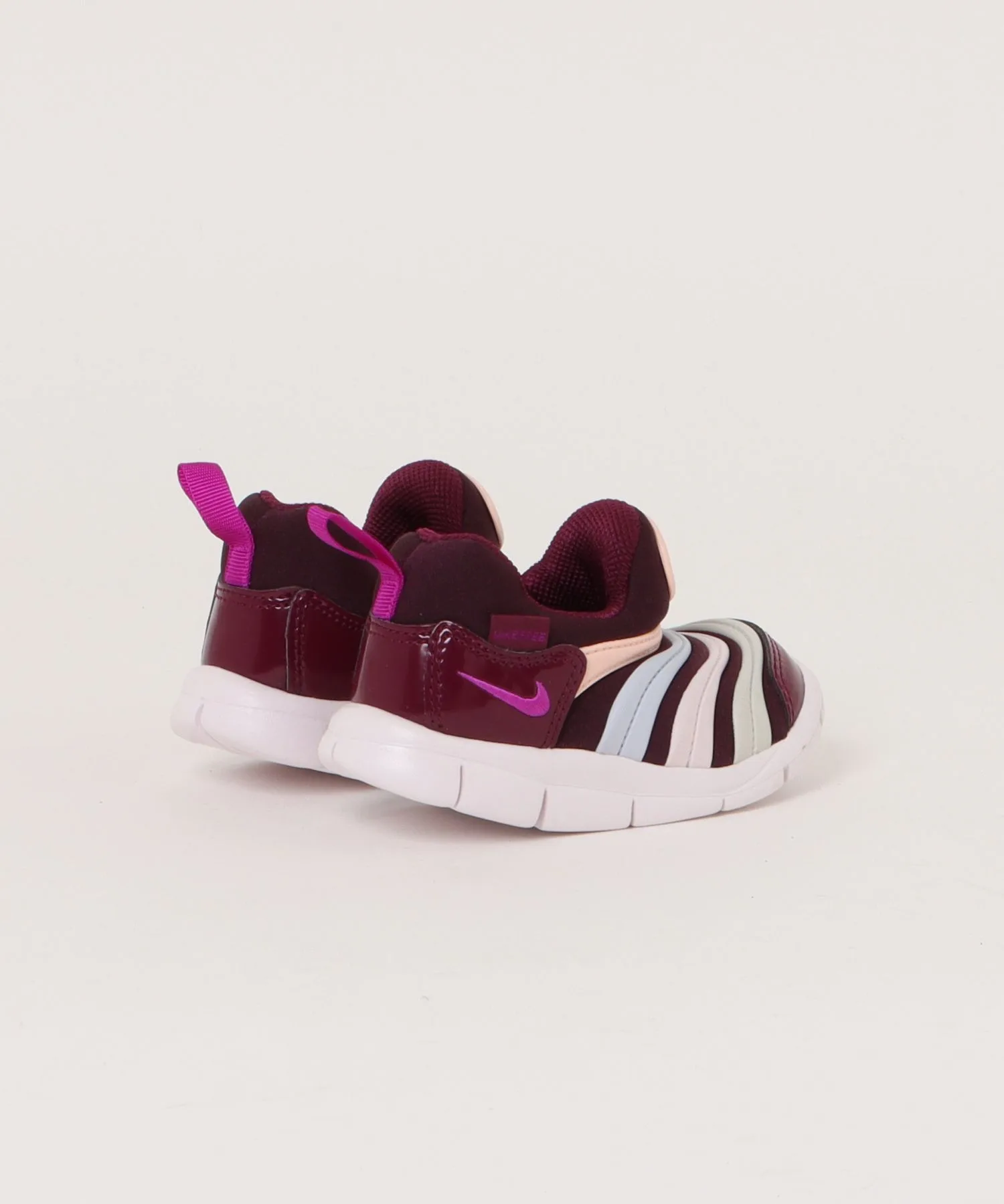 Детские кроссовки-слипоны гибкие Dynamo Free TD NIKE бордовые — фото 2
