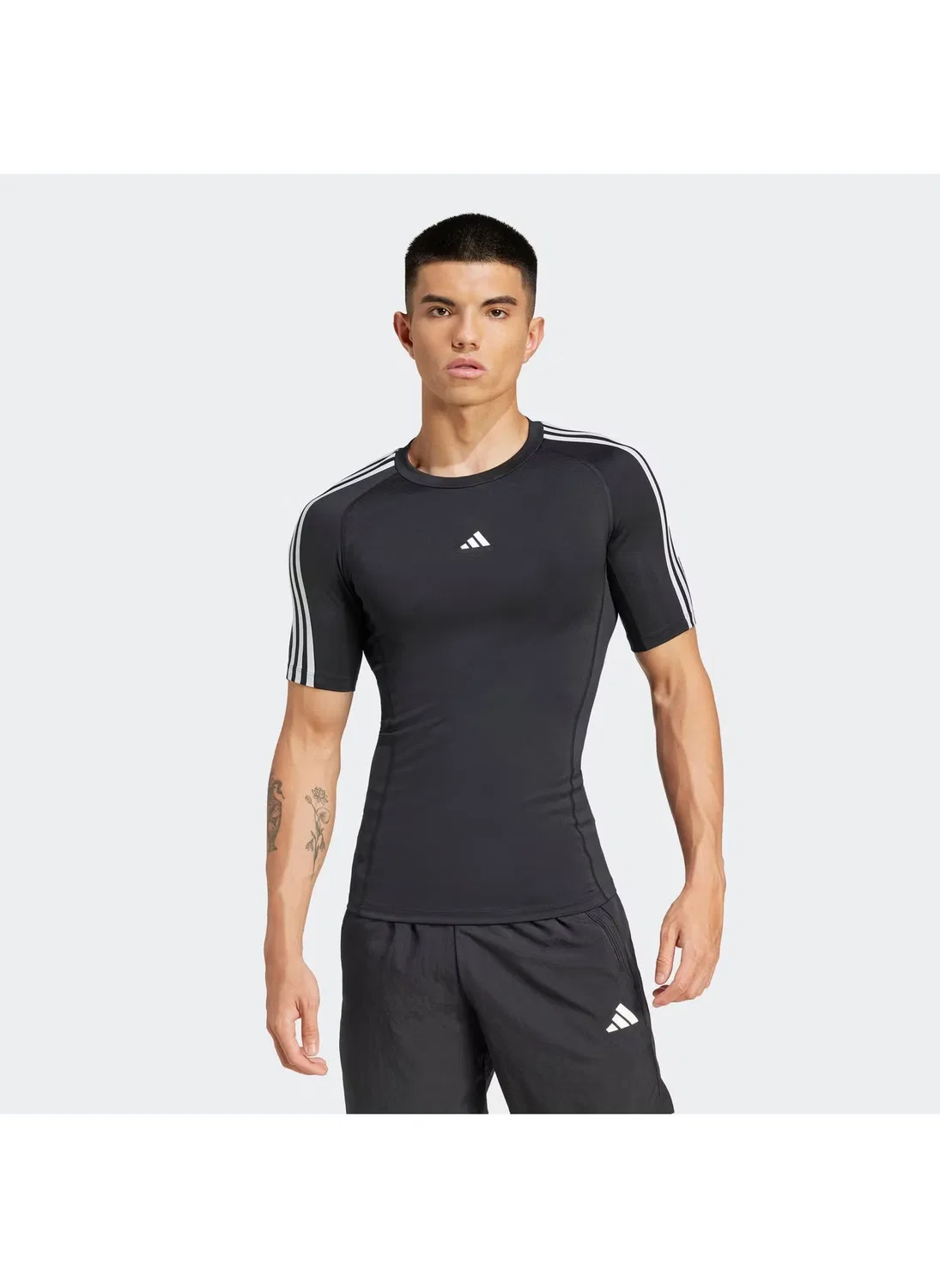 Футболка компрессионная с логотипом Techfit compression Adidas, черный