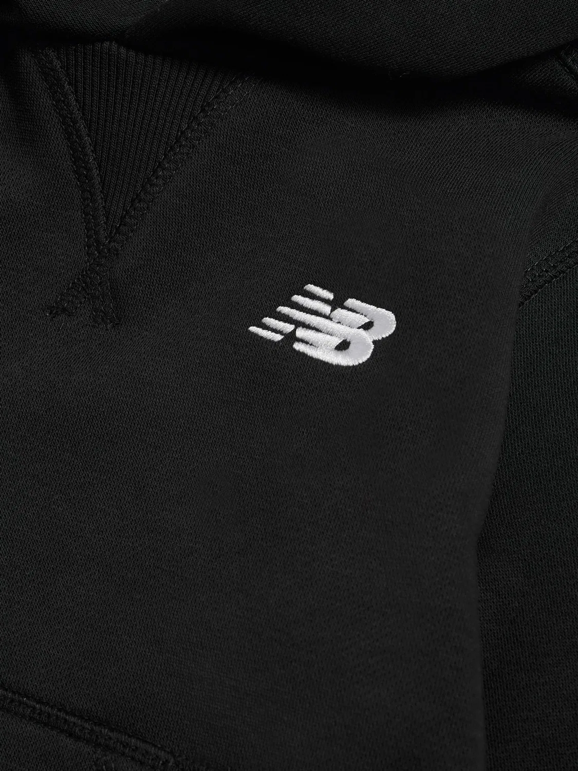 Худи New Balance, черный — фото 3