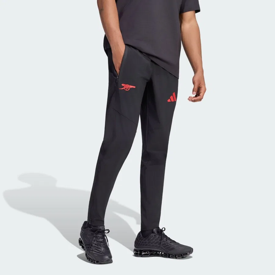 Спортивные брюки ADIDAS PERFORMANCE Regular Workout Pants 'Arsenal FC Tiro Travel' черного цвета — фото 2