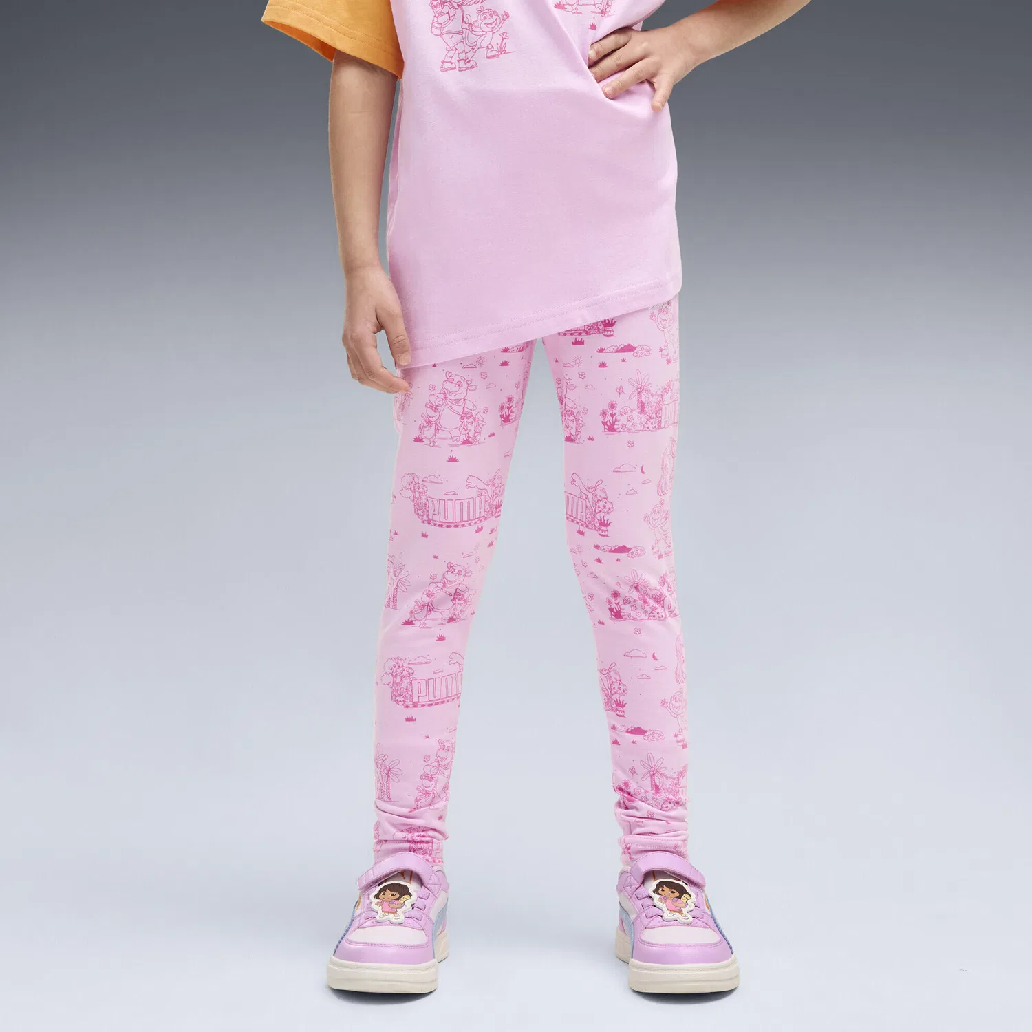 Детские леггинсы с принтом PUMA x DORA THE EXPLORER Puma, Malvenfarben — фото 4