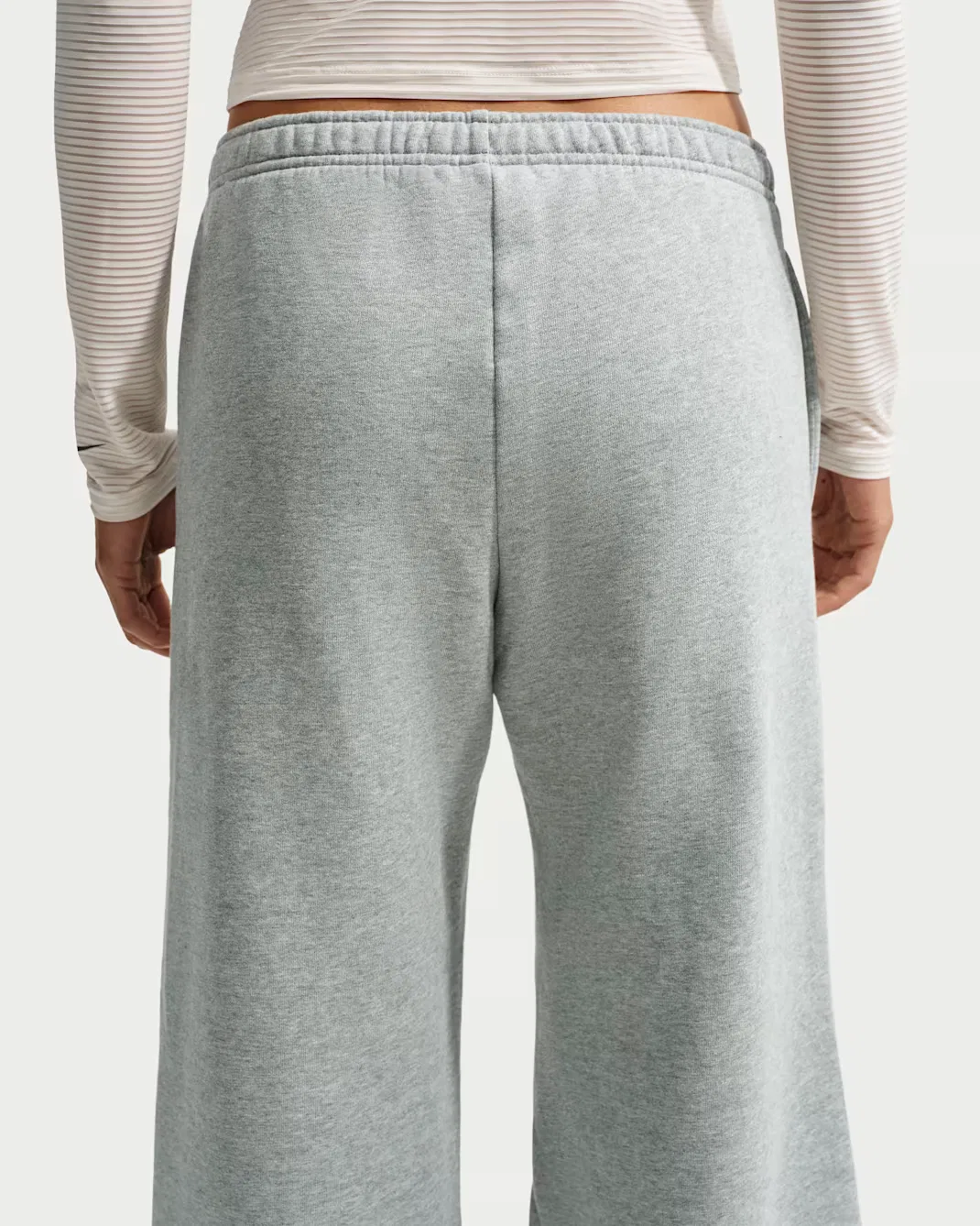 Женские брюки средней посадки с широкими штанинами Nike Studio Fleece Medium Weight, Dark Grey Heather/Dark Grey Heather — фото 3