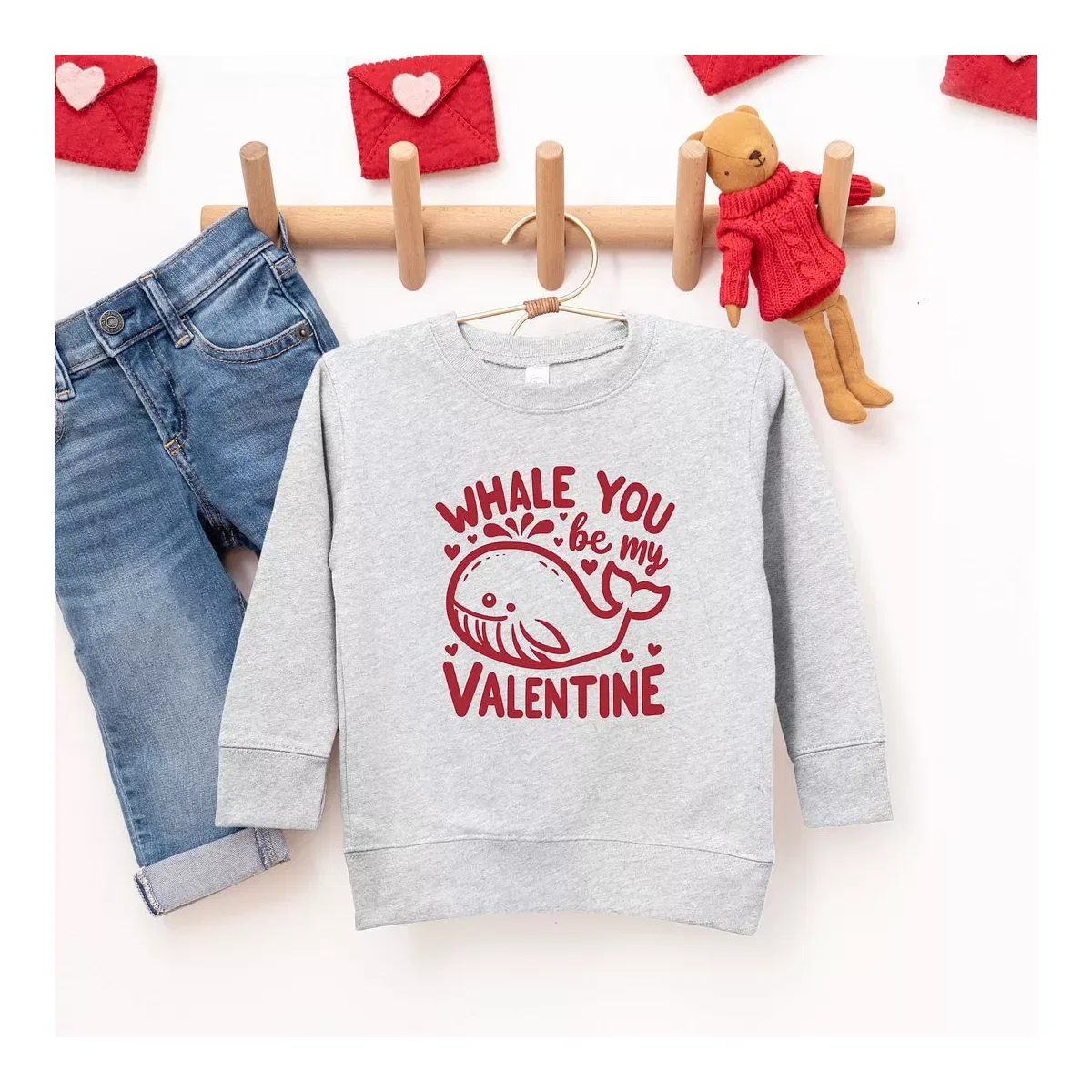 Детский свитшот с принтом Valentines Whale The Juniper Shop, Heather Grey — фото 2