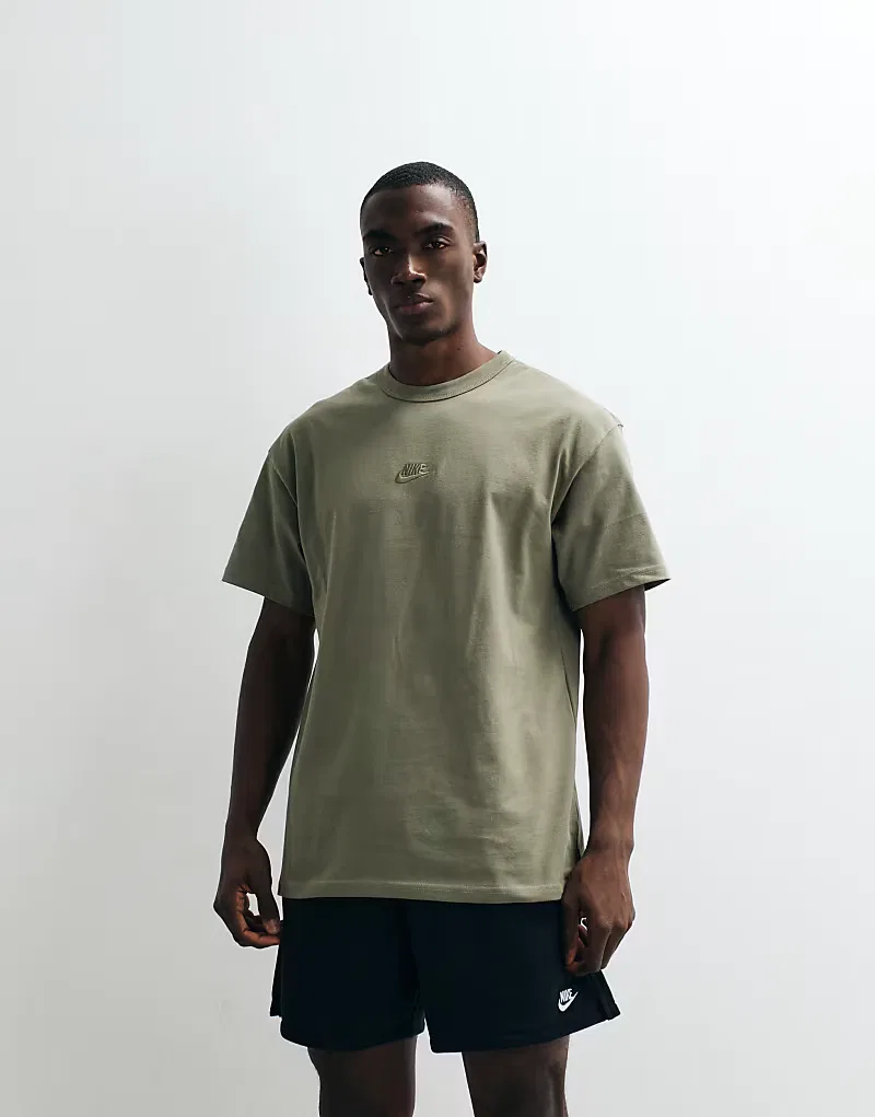 Футболка Nike Premium Essentials оверсайз светло-хаки