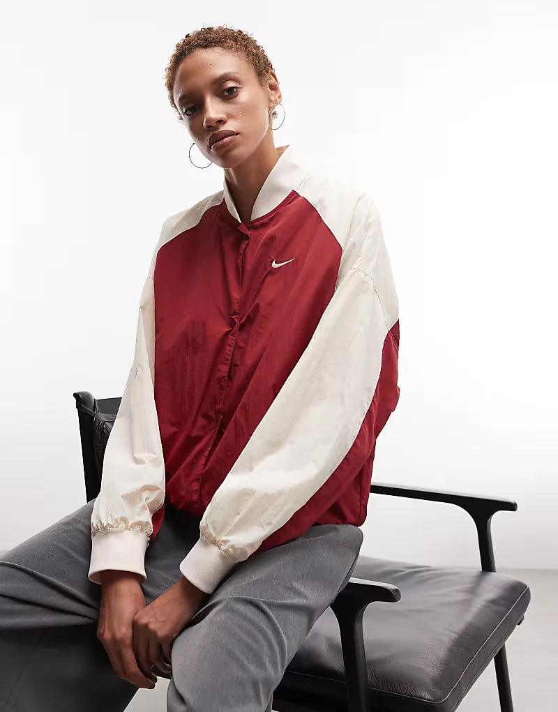 Куртка Nike Street в стиле университетской формы, кремовый и, красный
