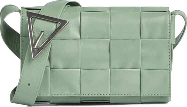 

Сумка Bottega Veneta Paper Calf Mini Cassette Bag New Sauge/Silver, зеленый