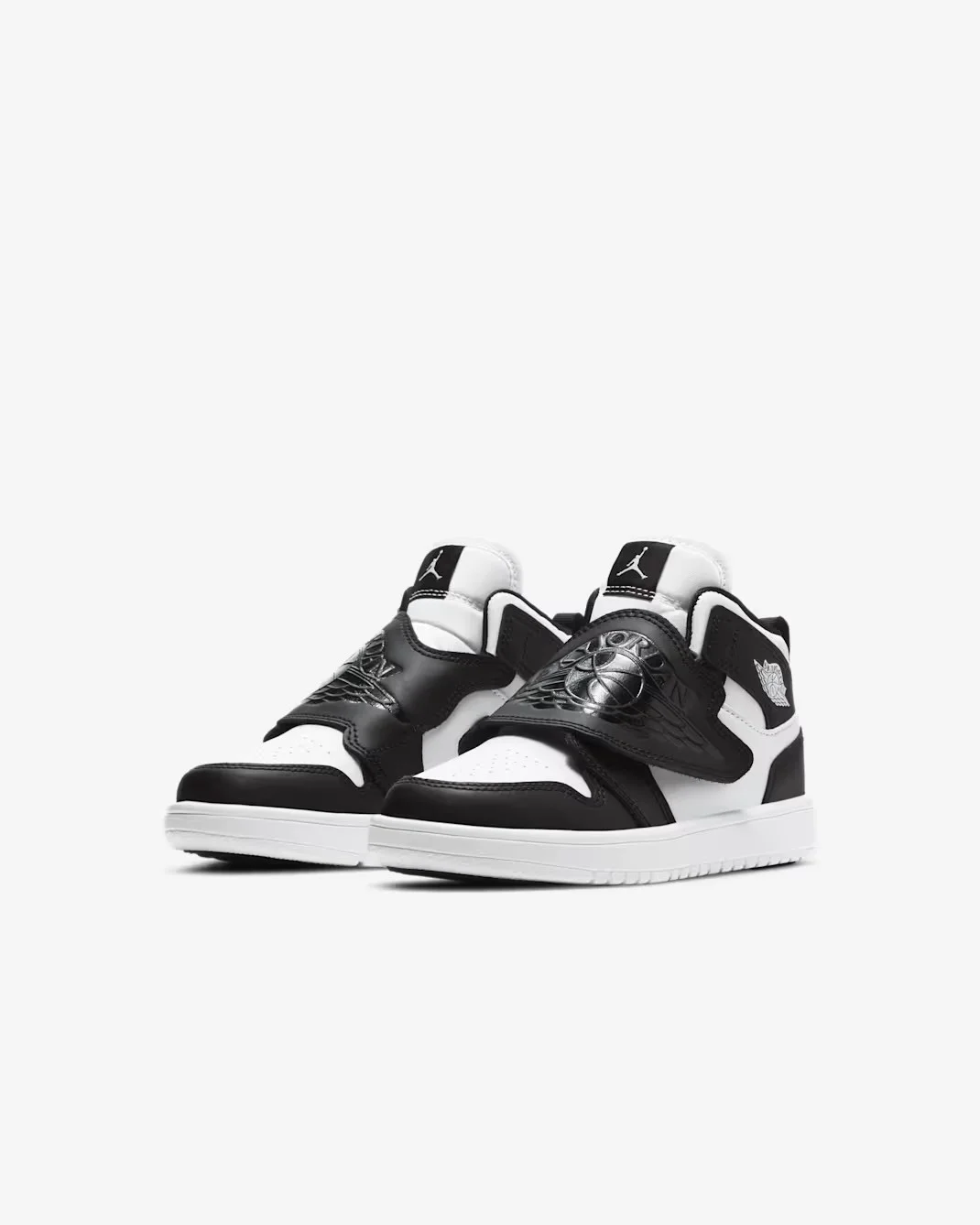 Кроссовки детские Nike Sky Jordan 1, черный/белый — фото 4