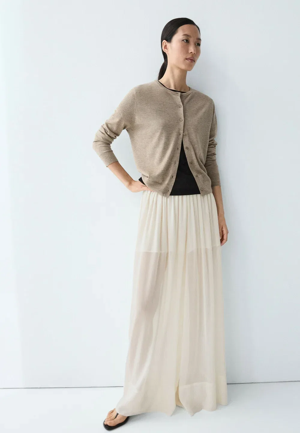 Кардиган с круглым вырезом, тонкой вязки Massimo Dutti, Beige — фото 4