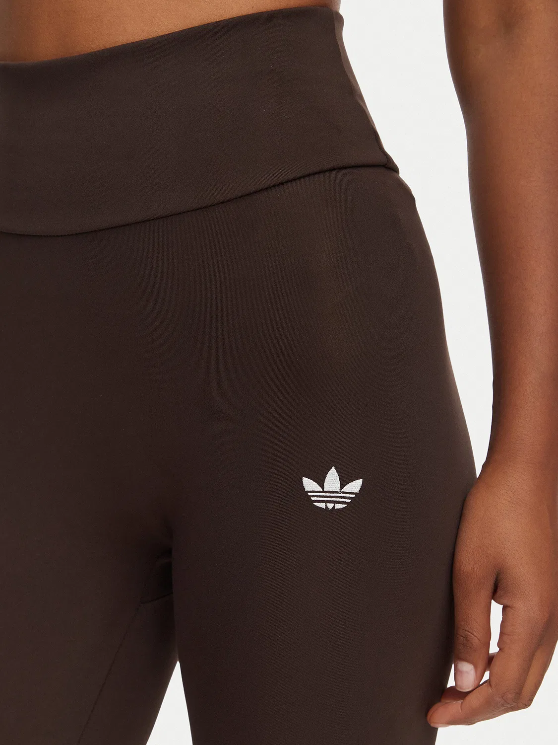 Женские леггинсы облегающего кроя Essentials Adidas, коричневый — фото 4