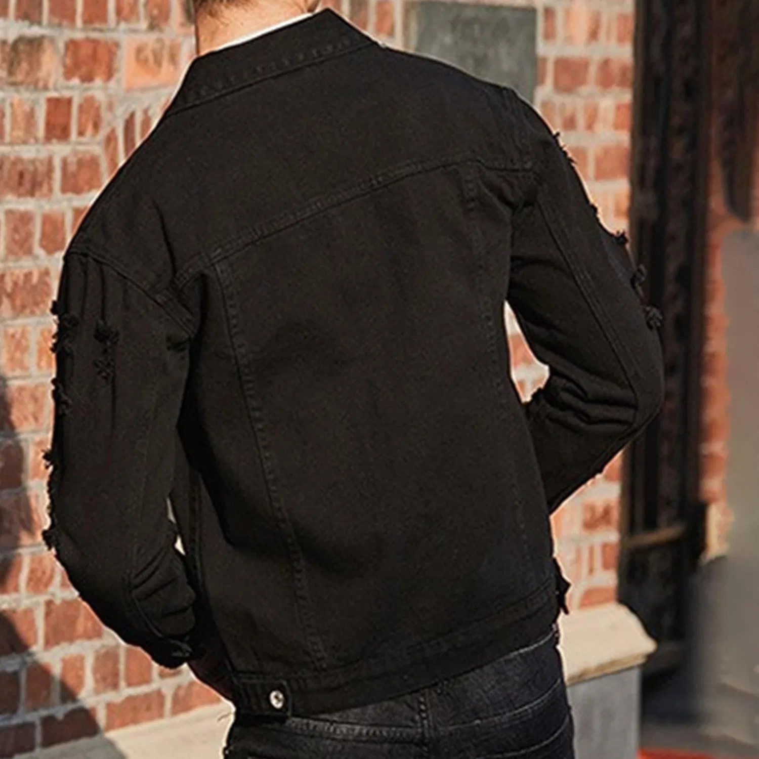Мужская джинсовая куртка с рваным эффектом Trucker Coat, Nero — фото 4