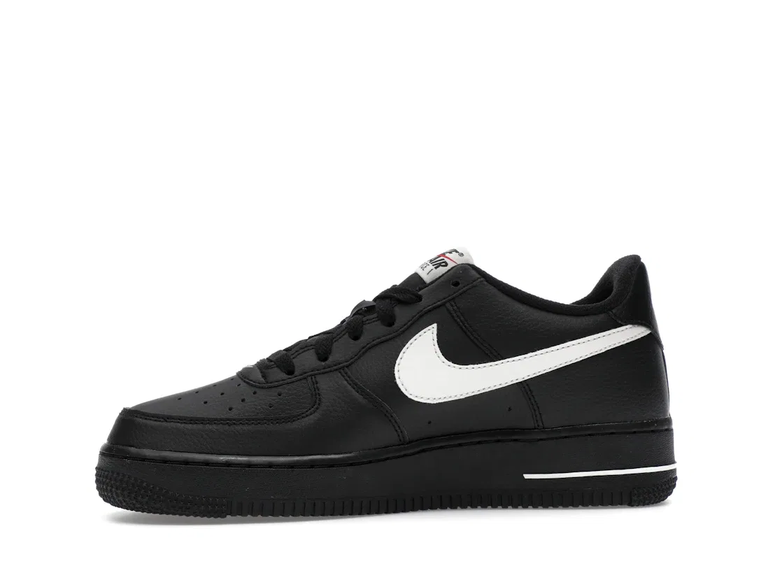 Детские кроссовки с кожаным верхом Nike Air Force 1 Low, Black/Phantom — фото 3