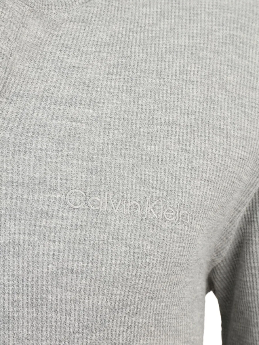 Футболка Calvin Klein в серо-пятнистом цвете — фото 3