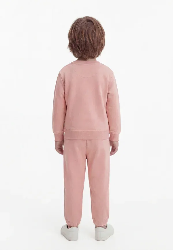 Детский спортивный костюм Calvin Klein Jeans — фото 2