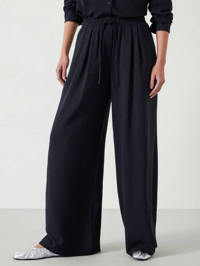 

Широкие брюки в тонкую полоску от prisha HUSH, цвет Washed Black