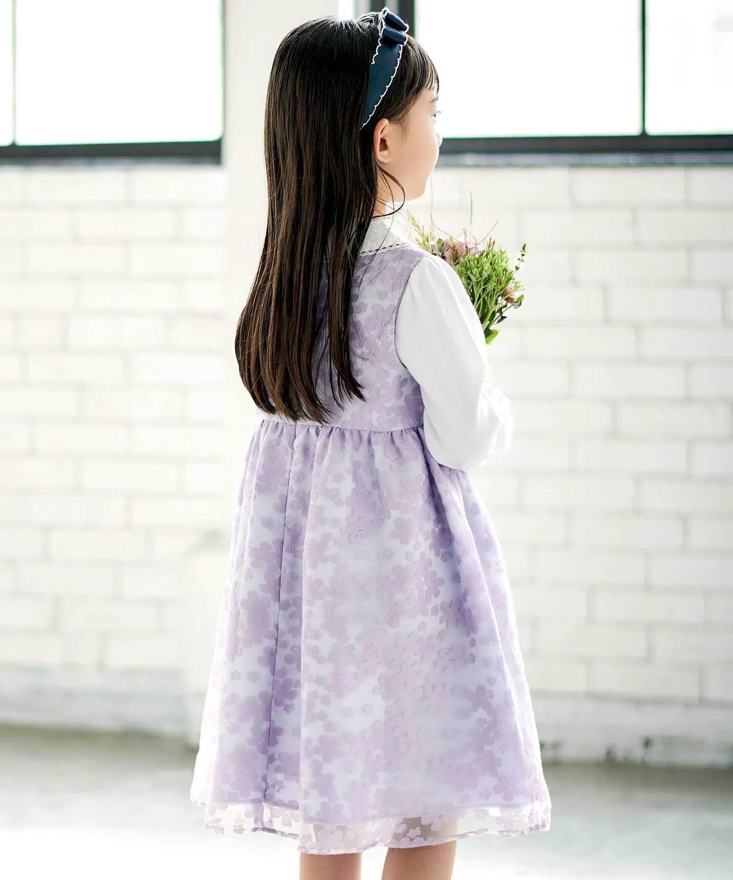Платье с цветочным опаловым принтом и лентой на талии (110–130 см) BeBe, Purple — фото 4