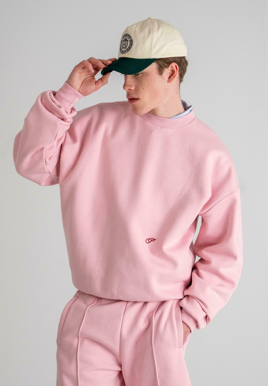 

Толстовка HOMETOWN CREW NECK PROHIBITED, розовый