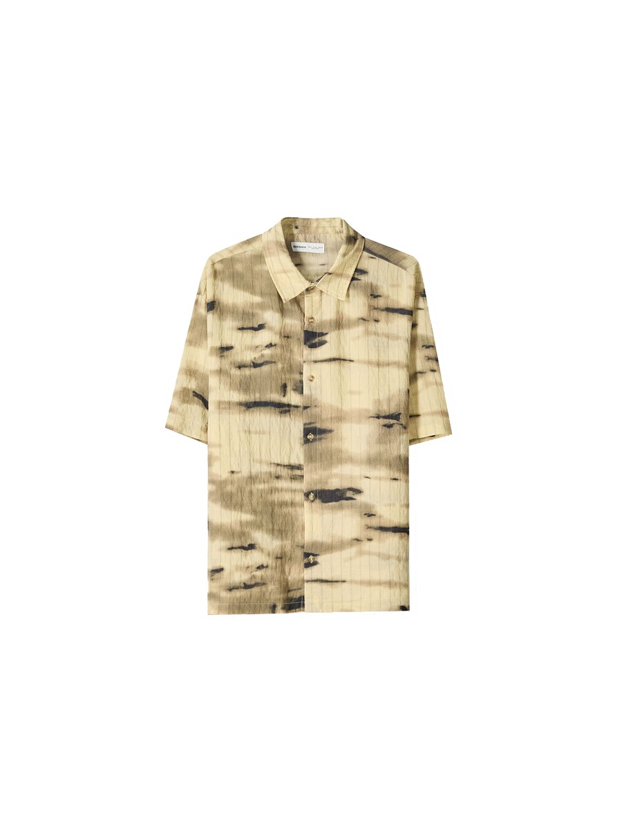 

Рубашка на пуговицах Comfort fit Bershka, цвет Pastel yellow