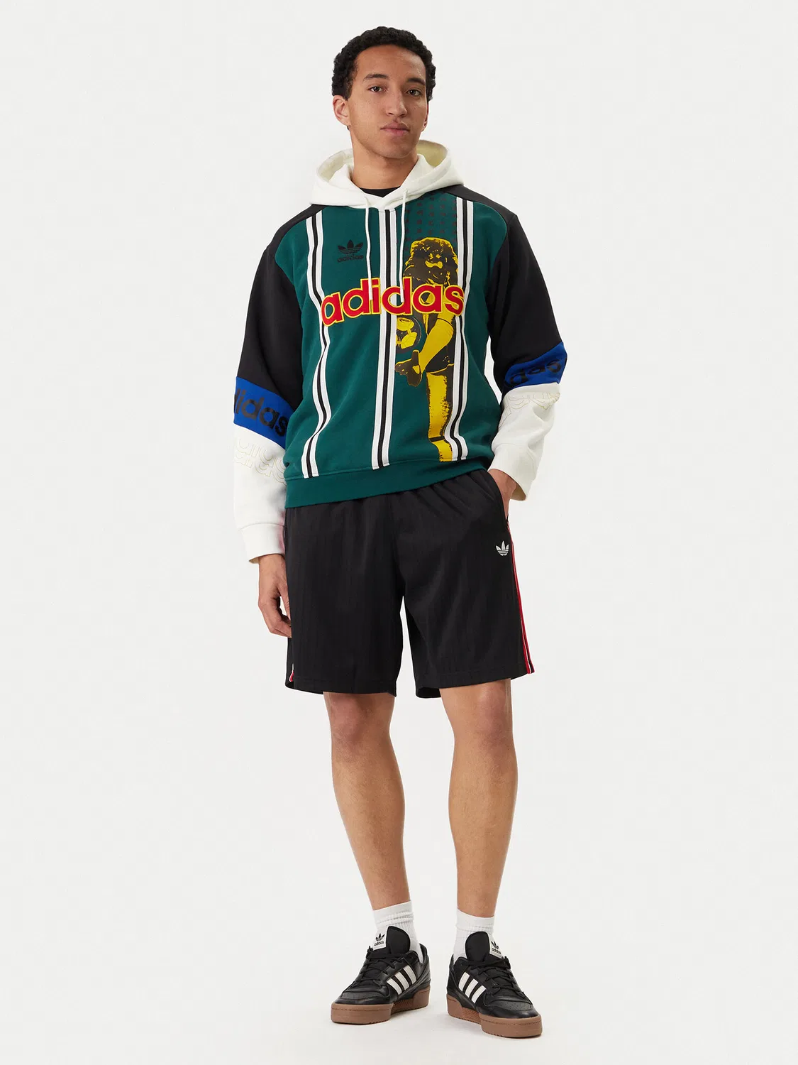 Мужской свитшот свободного кроя Archive Football Graphic Adidas, зеленый — фото 2