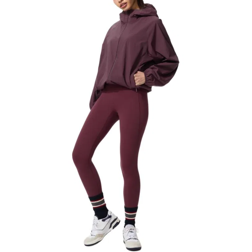 Женская куртка с капюшоном Burgundy UNIQLO, Burgundy — фото 3