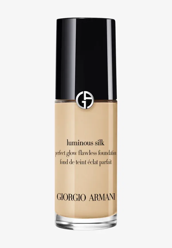 Сияющая шелковая основа под макияж - тональный крем 30 мл Armani Beauty, цвет 3