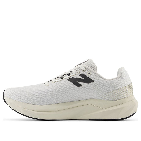 

Кроссовки fuelcell propel v5 'white black cement linen' New Balance, белый