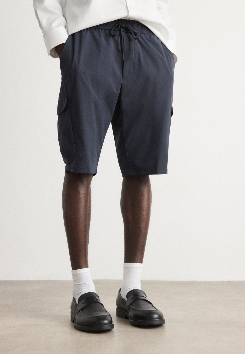 

Шорты URBANEX CARGO BOSS, темно-синий