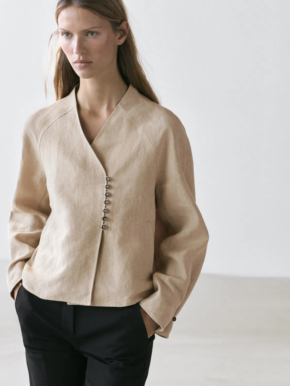 Укороченная куртка из 100% льна Massimo Dutti, бежевый — фото 3