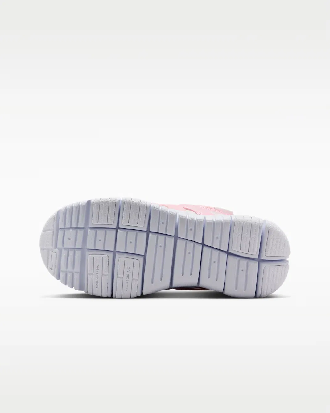 Детские удобные кроссовки, которые легко надевать и снимать Nike Dynamo Free, Medium Soft Pink/White/Pearl Pink — фото 2