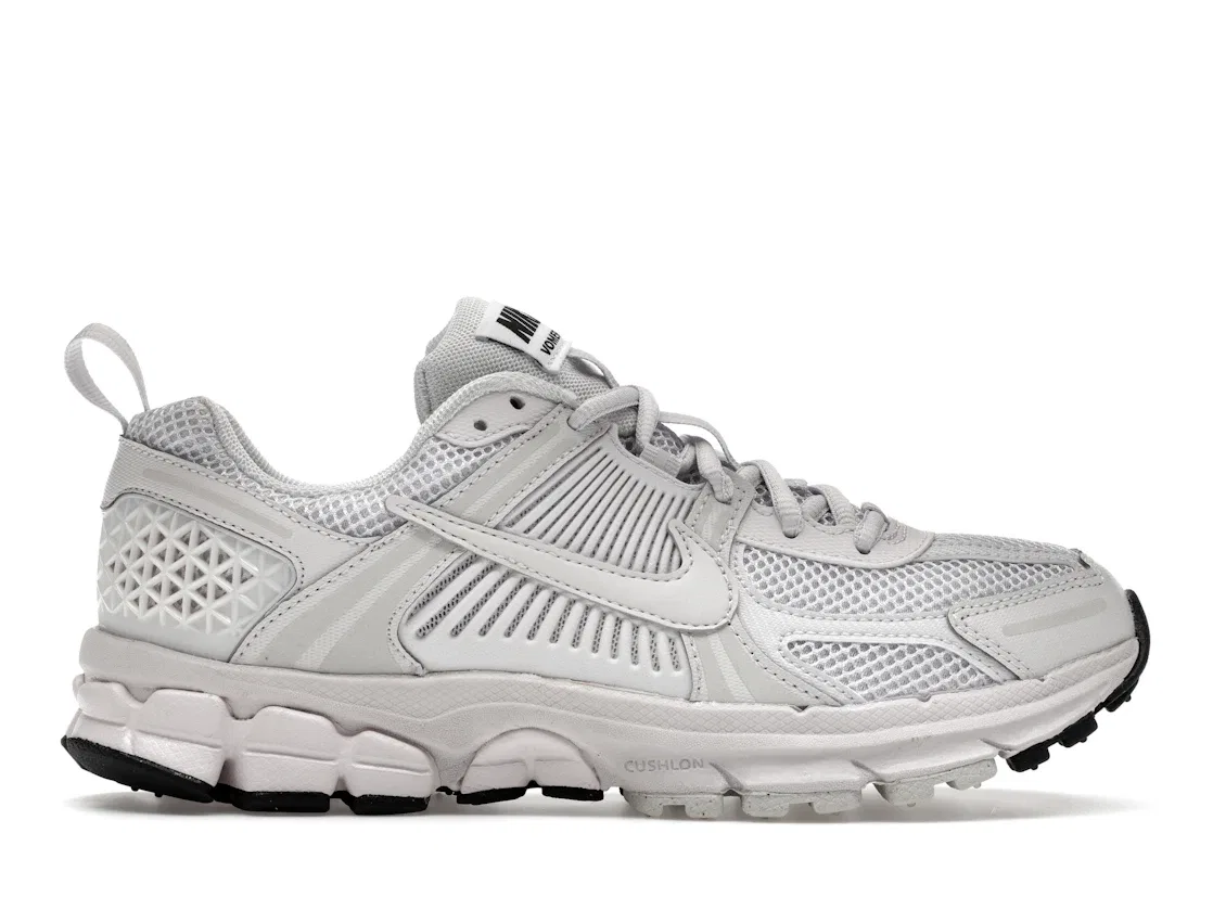 Детские кроссовки Lifestyle Nike Zoom Vomero 5, White/Black/Sail/Vast Grey