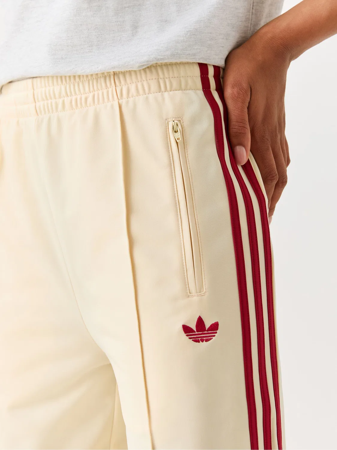 Брюки широкого кроя Firebird, adidas Originals, Off White — фото 4