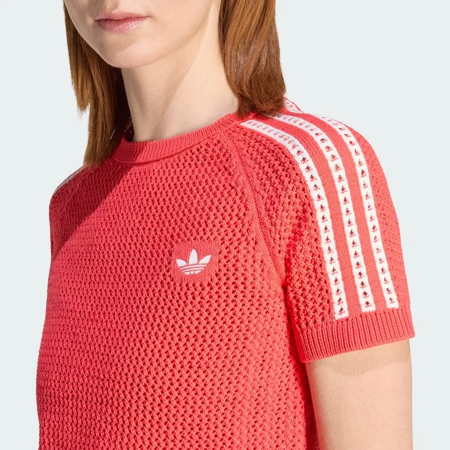 Женская футболка с вязаным кружевом Knitted Crochet Cali Tee adidas, Красный — фото 4