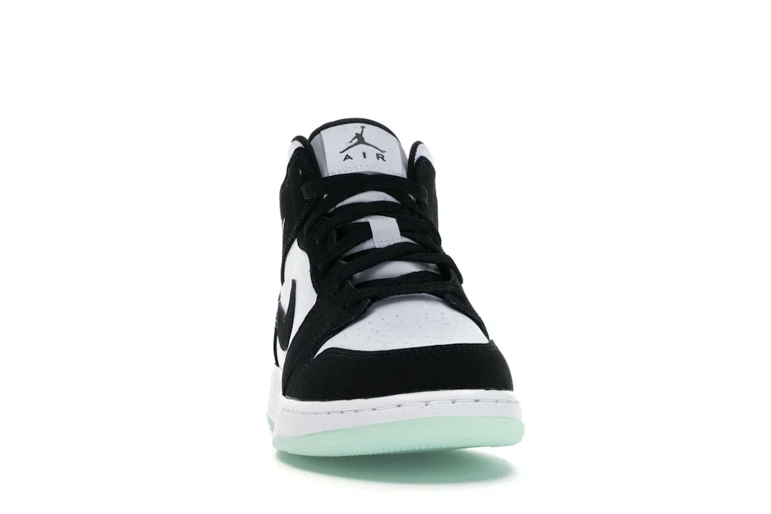 Детские кроссовки Lifestyle с контрастными деталями Jordan 1 Mid Jordan, White/Black-Teal Tint — фото 2