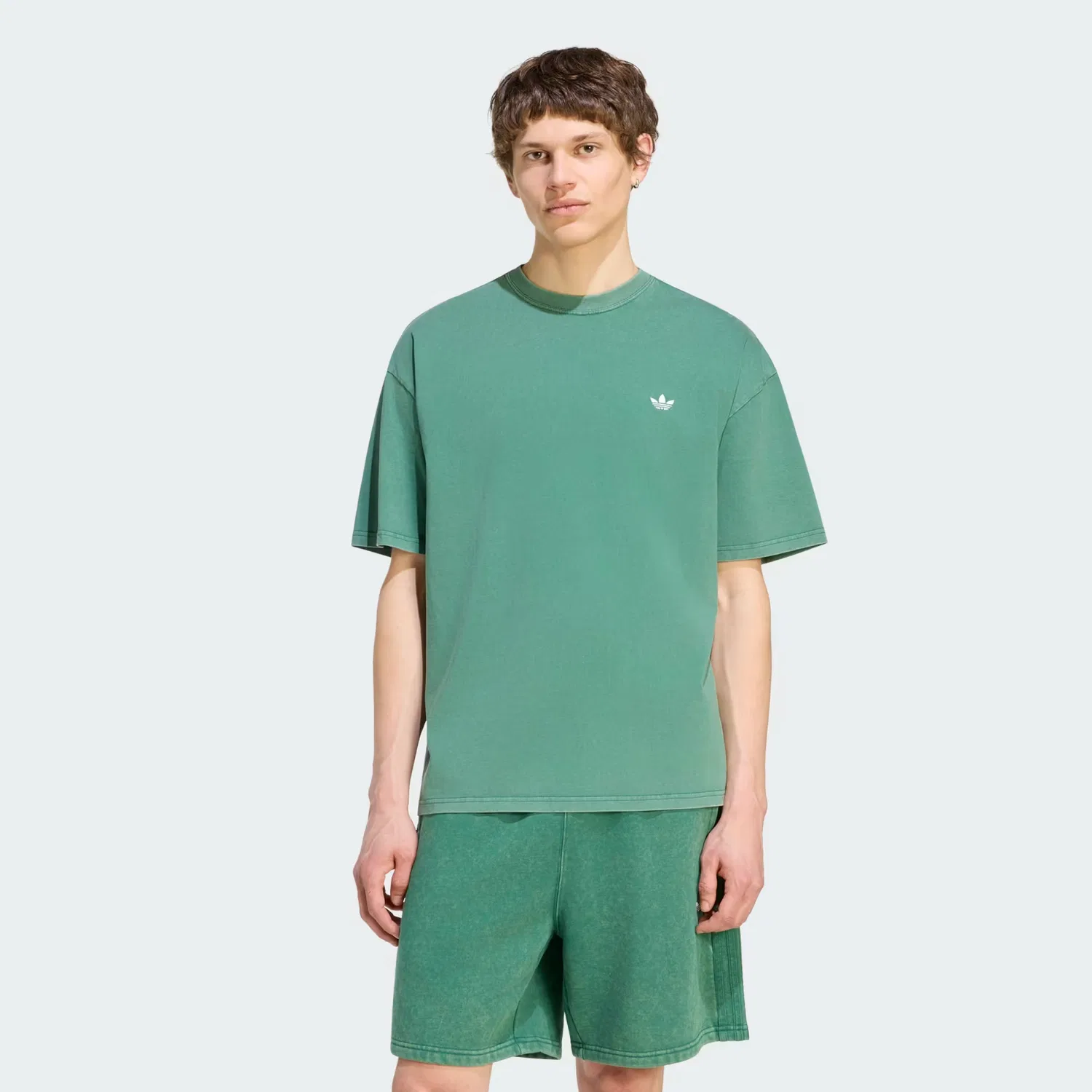 Мужская футболка с заниженной линией плеча Trefoil Essentials Washed Loose Dropped Shoulder Tee Adidas Originals, темно-зеленый