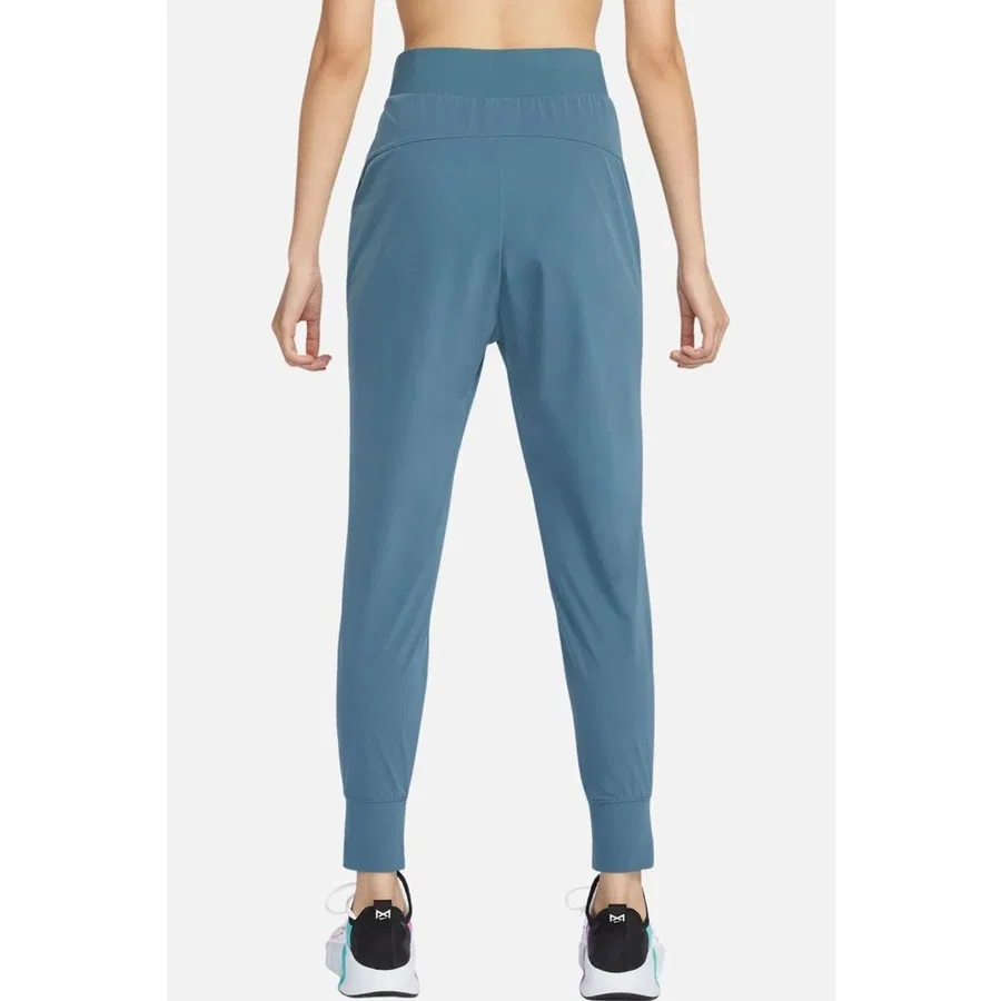 Женские спортивные брюки с технологией Dri-FIT, модель Bliss Luxe, Nike, Темно-зеленый — фото 2