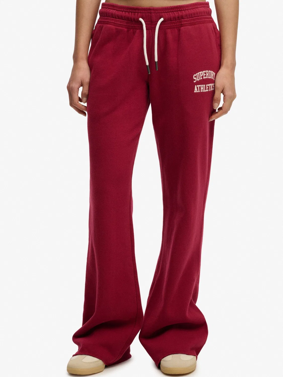 Джоггеры заниженные Athletic Essentials Low Rise Flare Superdry, красный