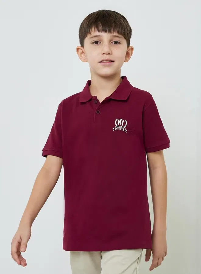 Футболка-поло с принтом на груди, вязаная, Boys chest print knitted regular fit, Styli, бордовый