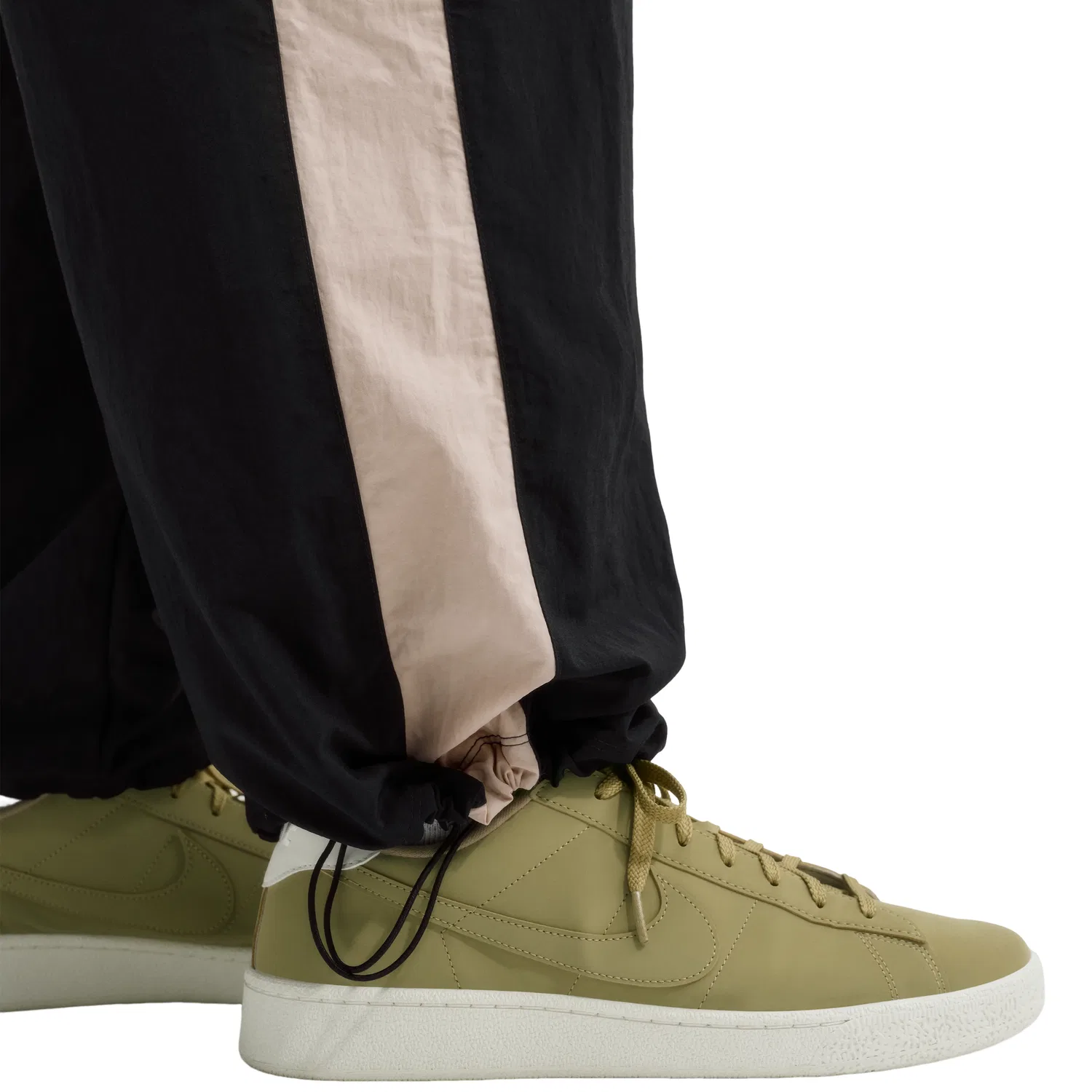 Мужские спортивные штаны с логотипом Nike Sportswear Club, черный — фото 4