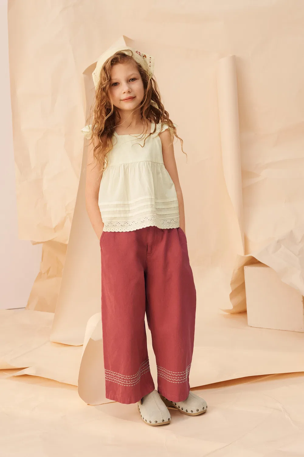 Блузка с вышитыми оборками, лимитированная серия ZARA, Ecru/Beige