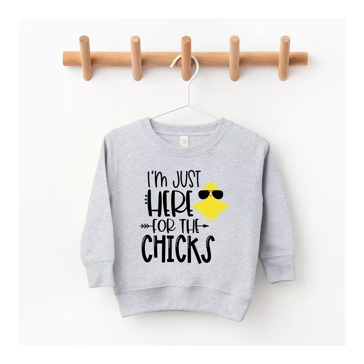 Детский свитшот с принтом I'm Just Here For The Chicks The Juniper Shop, Heather Grey