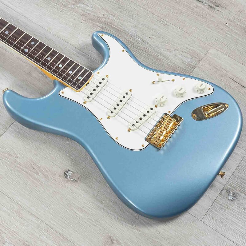 

Гитара Fender Custom Shop LTD 1965 Stratocaster Closet Clsc, Ice Blue Metallic 9236080938