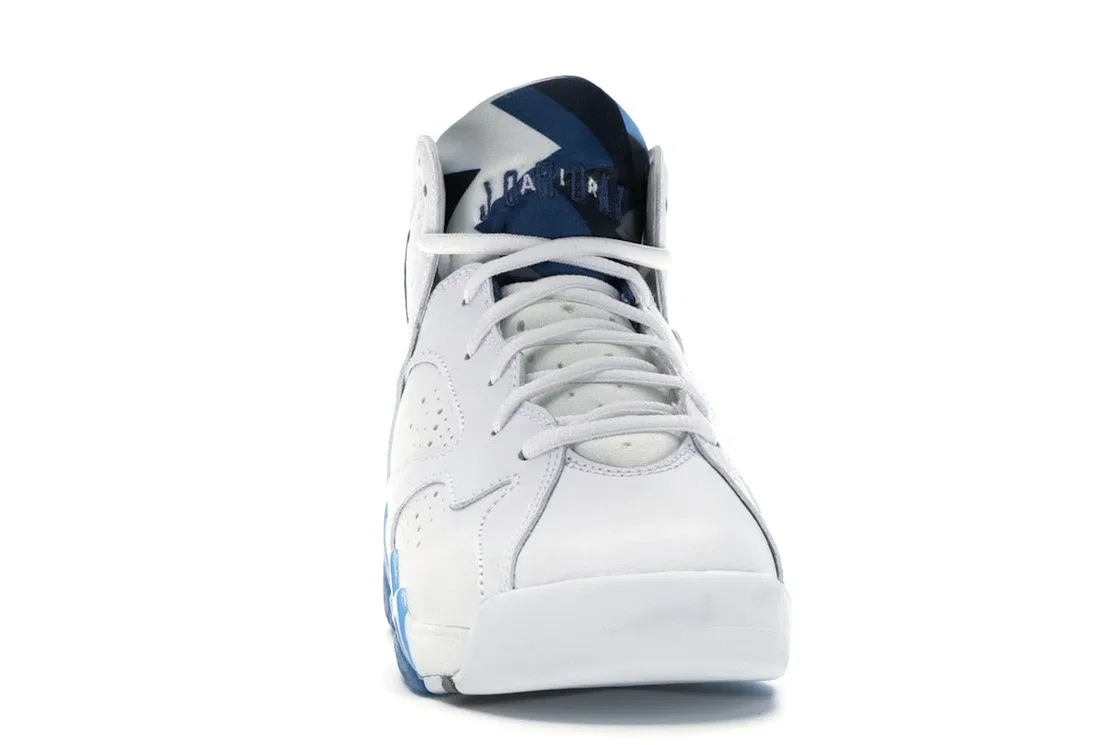 Детские кроссовки Lifestyle Jordan 7 Retro Jordan, White/French Blue/Flint Grey — фото 2