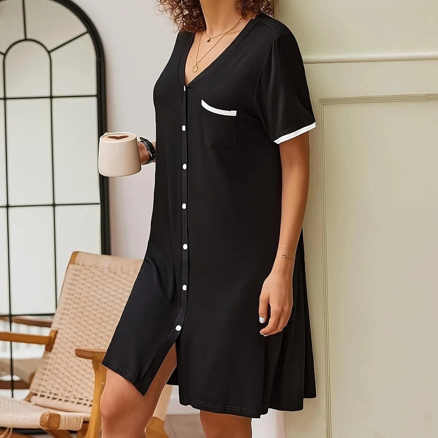 Женская пижамная рубашка с пуговицами и коротким рукавом, Black — фото 3