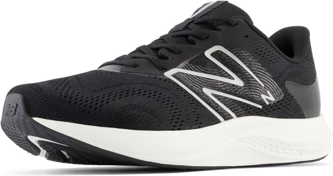 

Мужские кроссовки для бега New Balance Dynasoft Pro Run V2, белый/черный