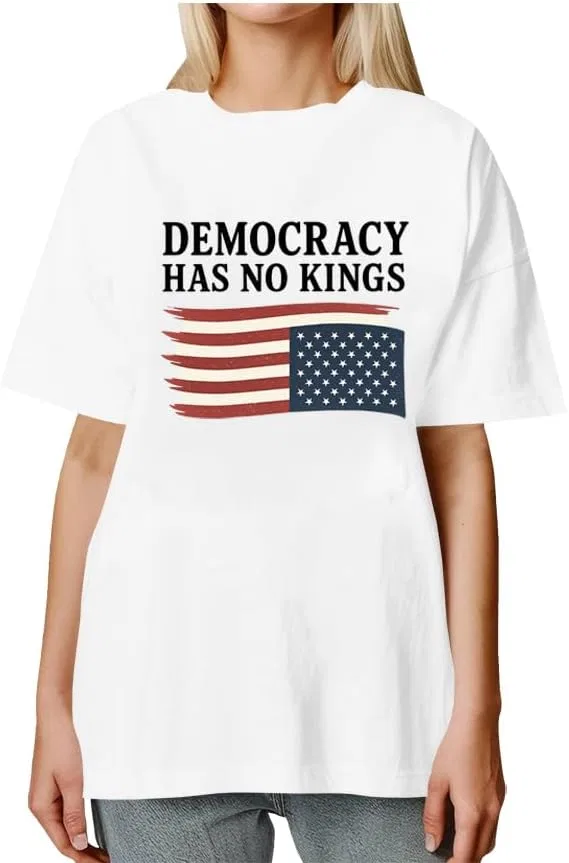 Мужская футболка с принтом Democracy Has No Kings, White