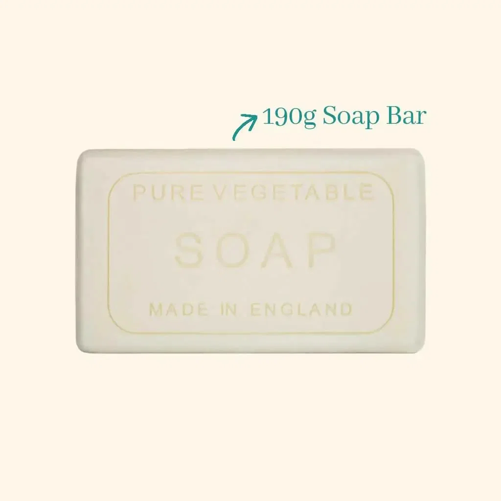 Твердое мыло для рук с ароматом сосны и сандала The English Soap Company, 190 г — фото 2